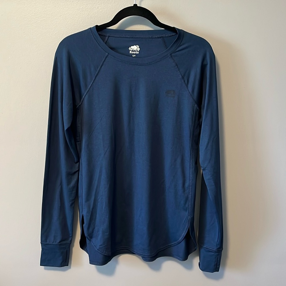 NWOT ROOTS Long Sleeve